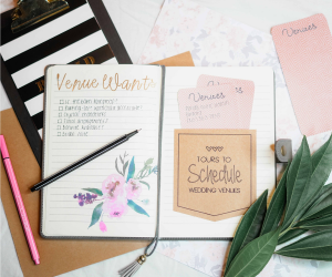 Colorful Simple English Visual Conventions in Still Image Educational Activity Presentation (1)